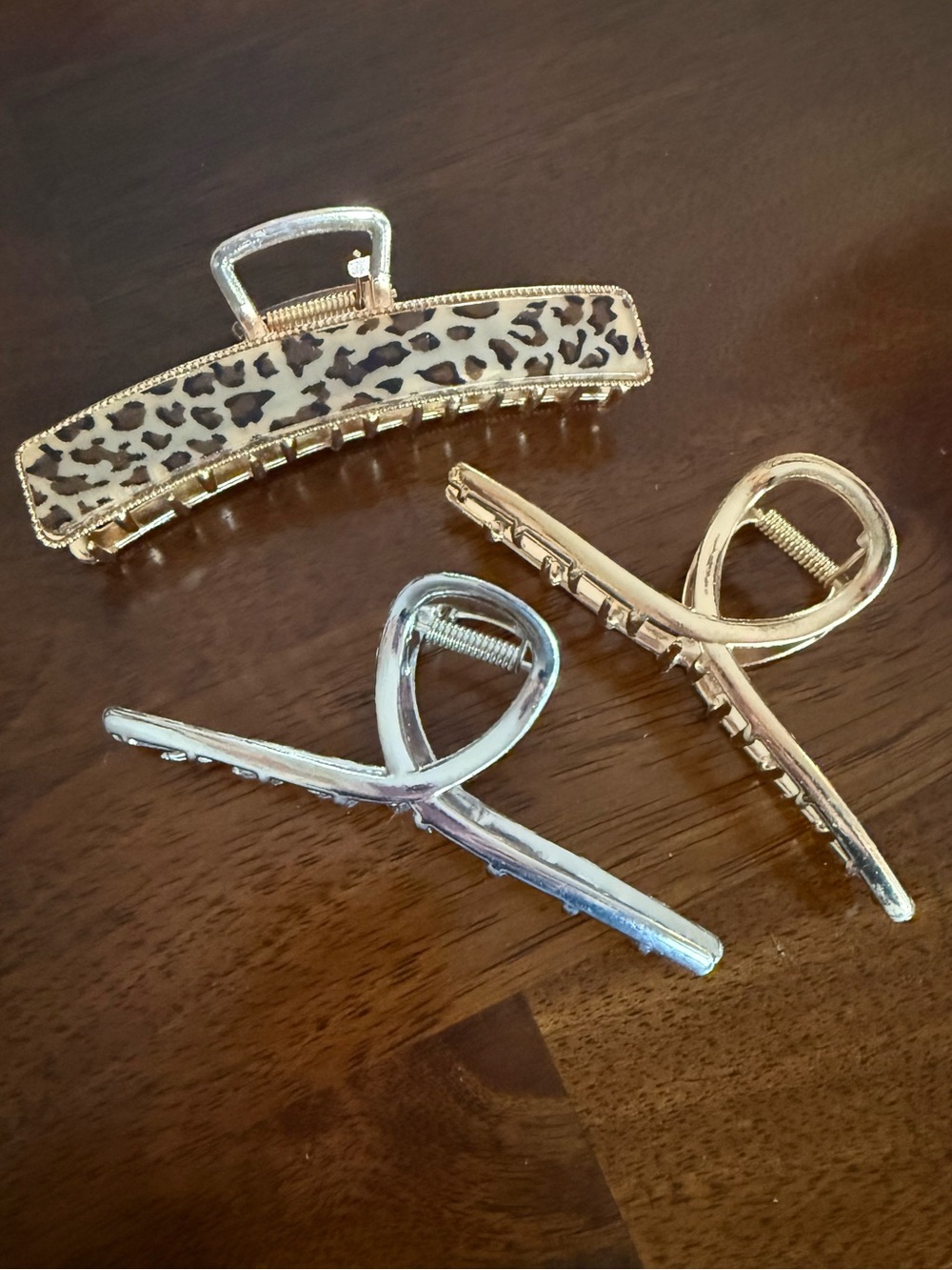 Gold and Silver Metal Hair Claw Clips - Leopard Accent 🐆
